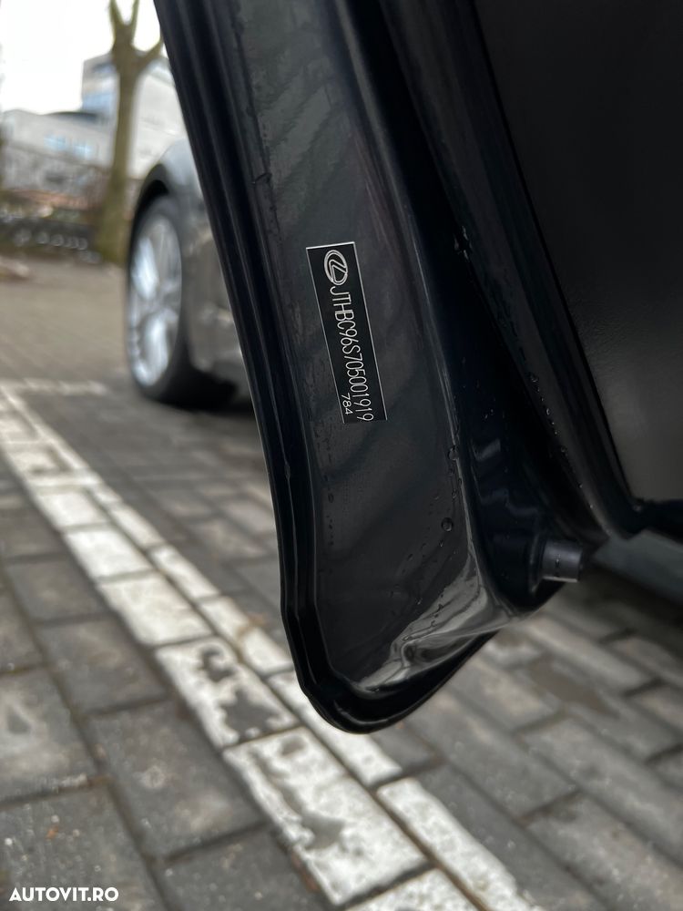 Lexus Seria GS 450h - 11