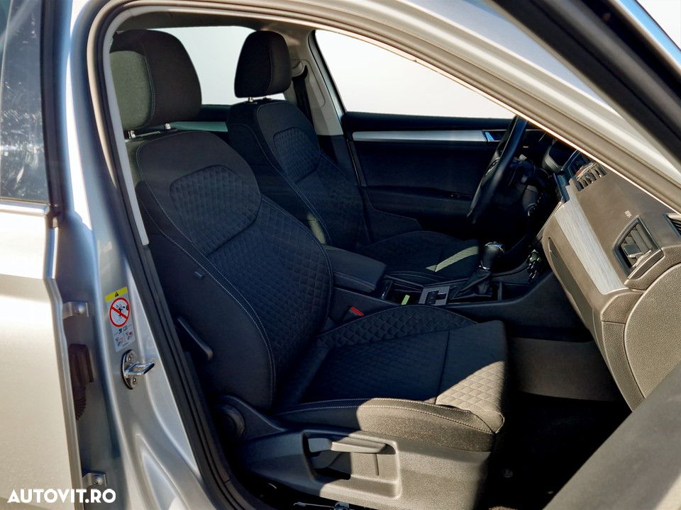 Skoda Superb 2.0 TDI DSG Ambition - 14