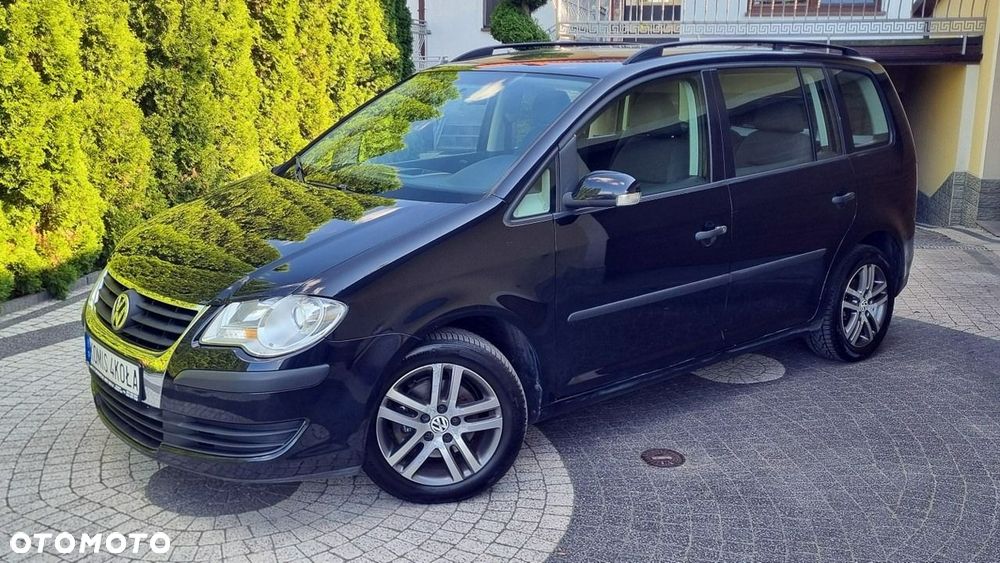 Volkswagen Touran - 2