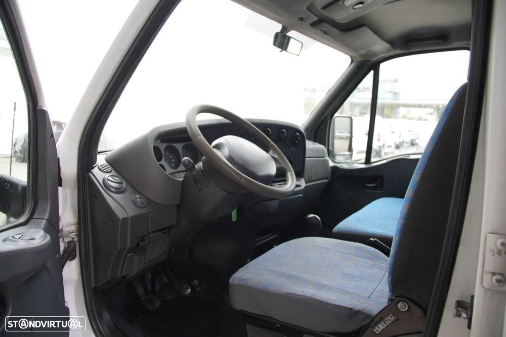 Iveco Daily 35C11 2.8TD 105cv 7Lugares - 6