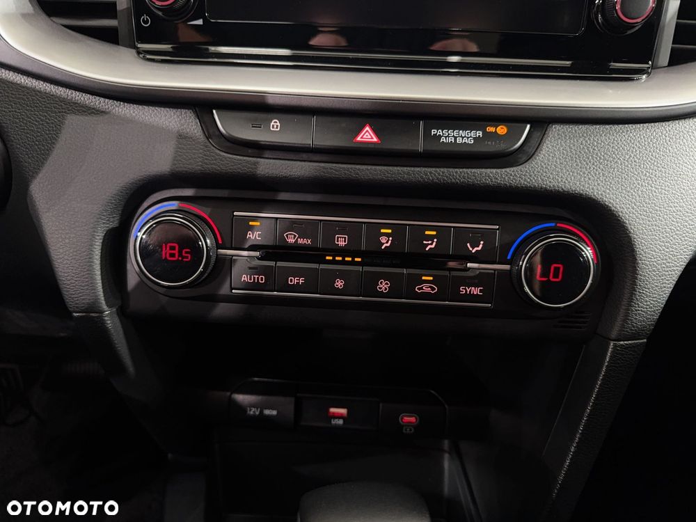 Kia XCeed - 27