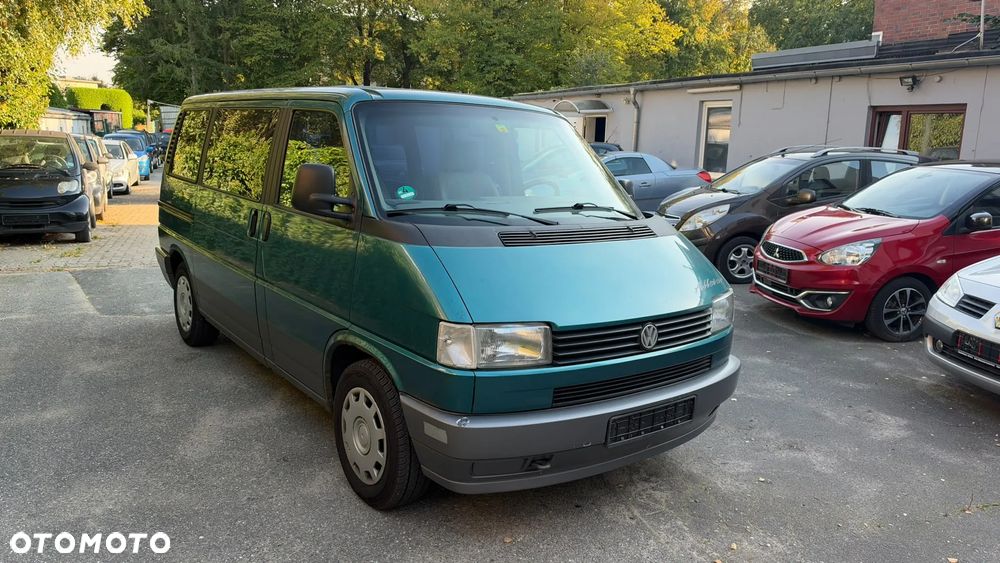 Volkswagen Multivan Standard - 2