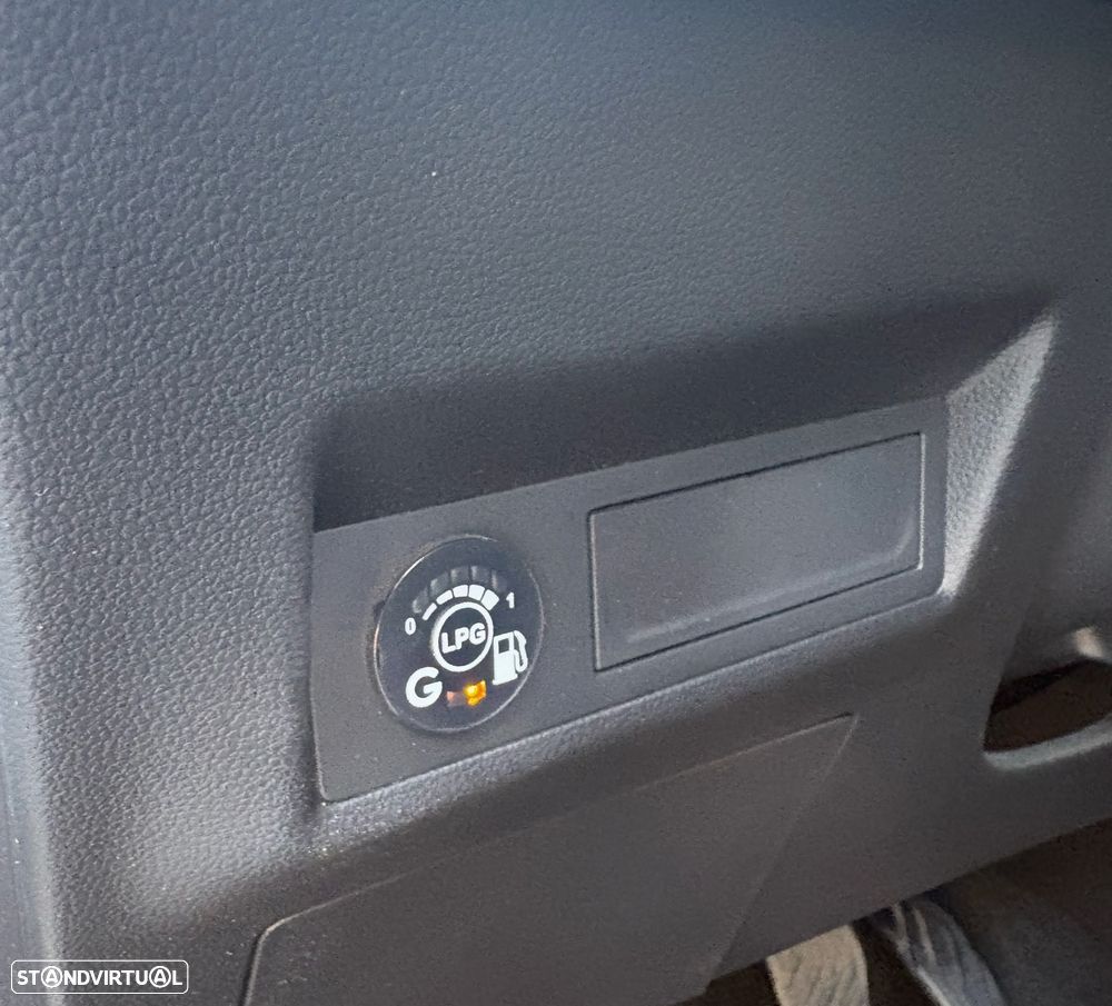 Renault Captur 1.0 TCe Intens Bi-Fuel - 16