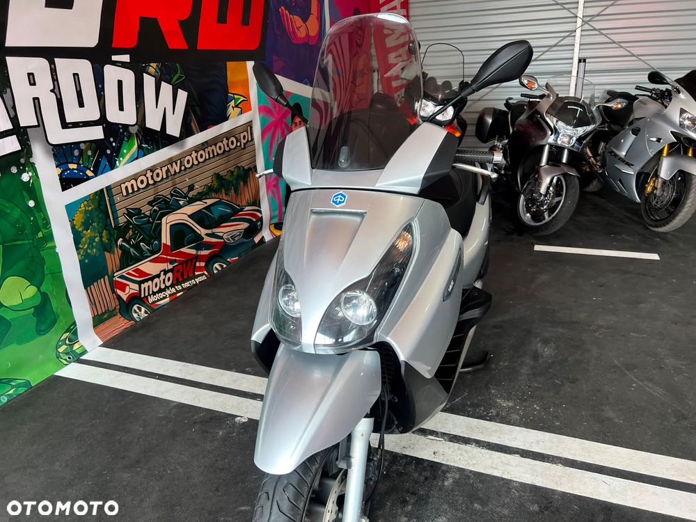 Piaggio X7 - 18