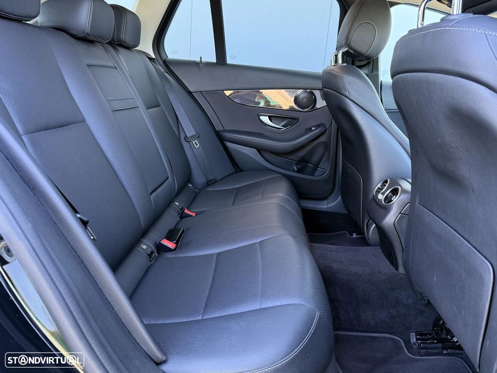 Mercedes-Benz C 220 d - 32