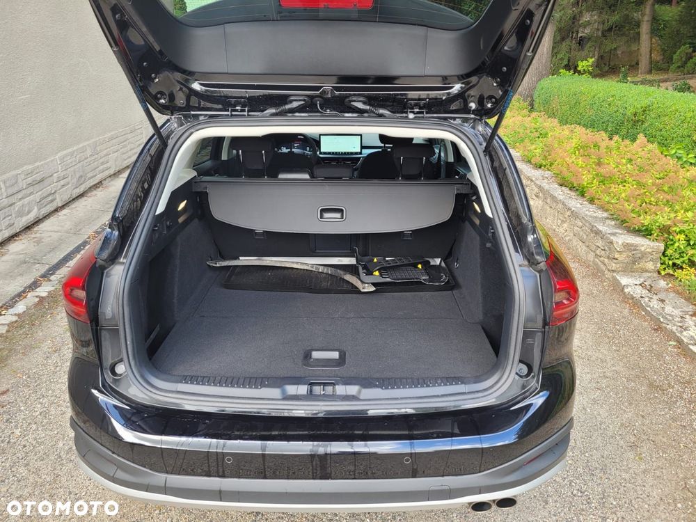 Ford Focus 1.0 EcoBoost mHEV Active X - 11