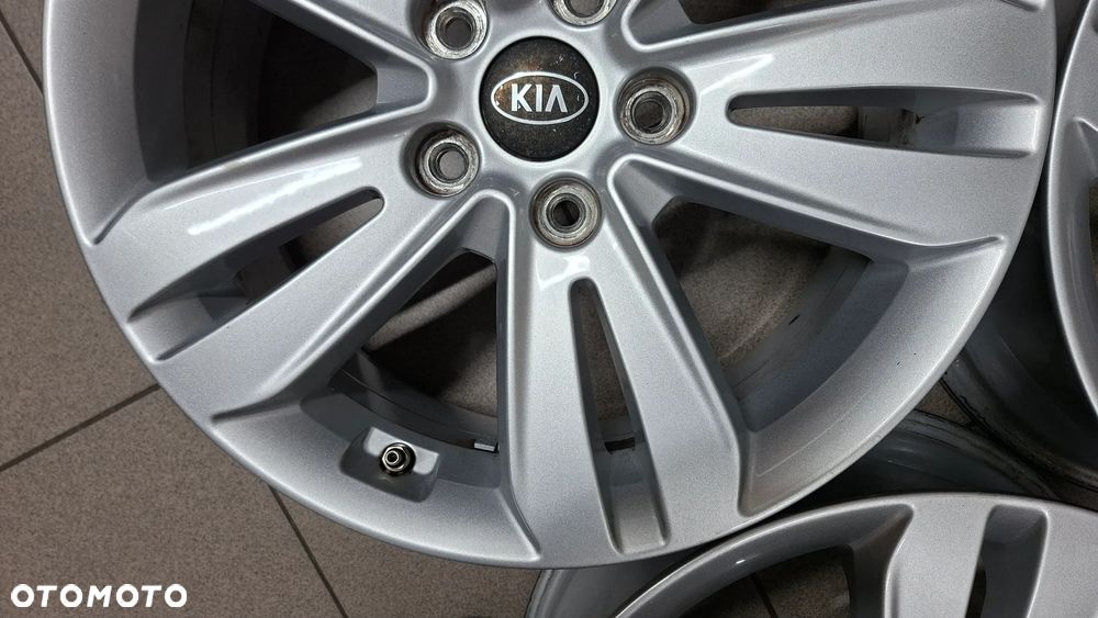 Felgi Aluminiowe 17 Kia Sportage IV 5x114.3 ET 48.5 - 12