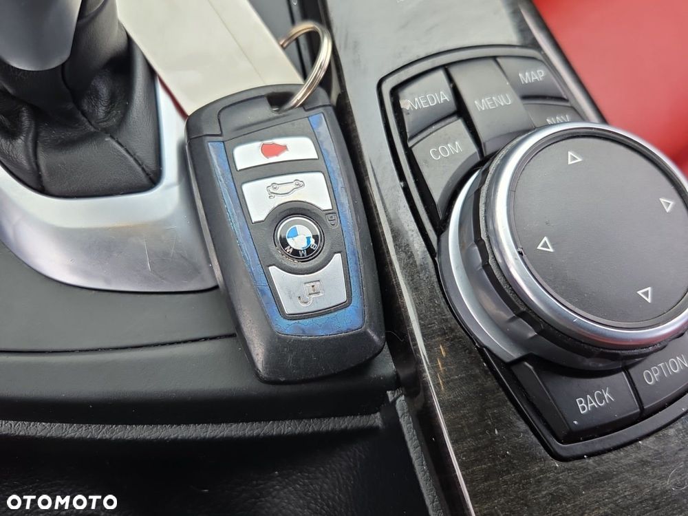 BMW Seria 3 340i M Sport - 12