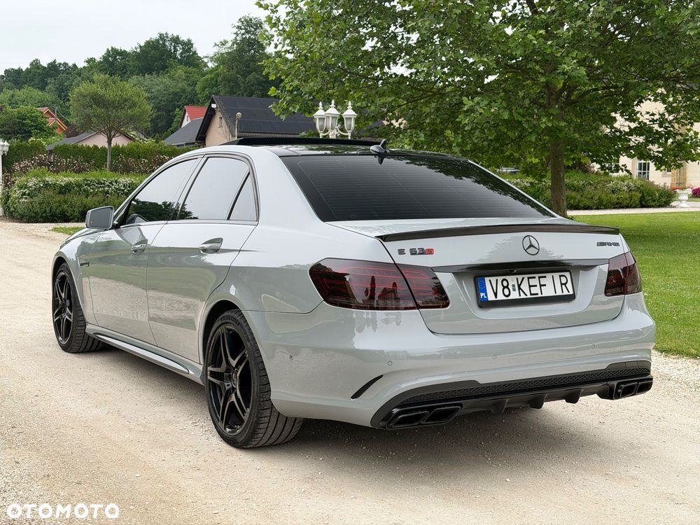 Mercedes-Benz Klasa E - 6
