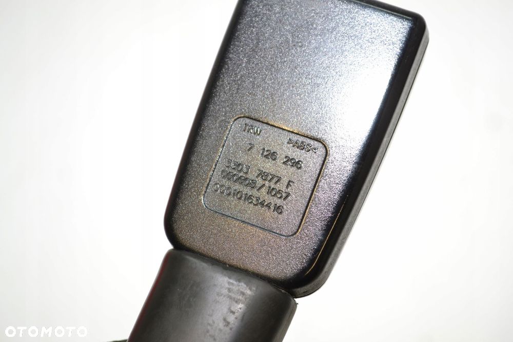BMW E90 E91 NAPINACZ PASA PRAWY PRZÓD 7126296 - 7