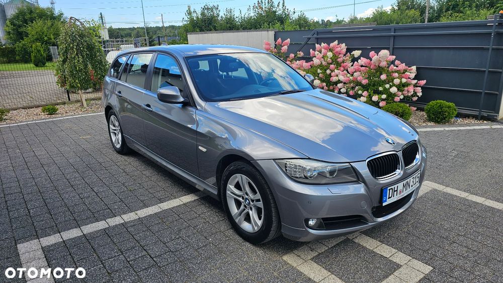 BMW Seria 3 320d - 4