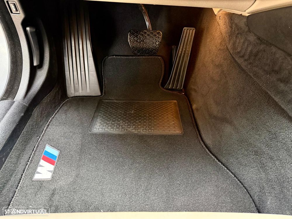 BMW 530 d Auto - 38