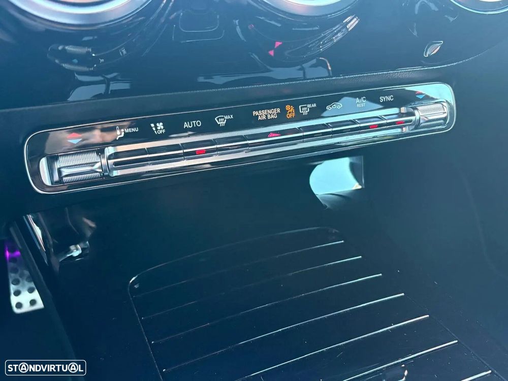 Mercedes-Benz CLA 200 d Shooting Brake AMG Line Aut. - 47