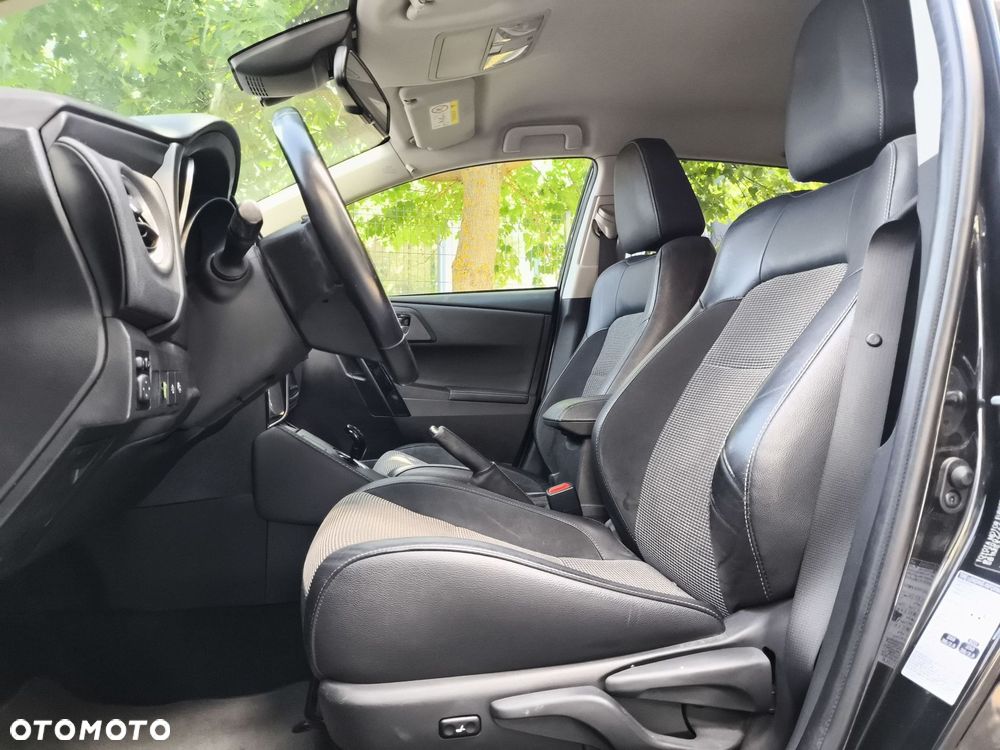 Toyota Auris - 27