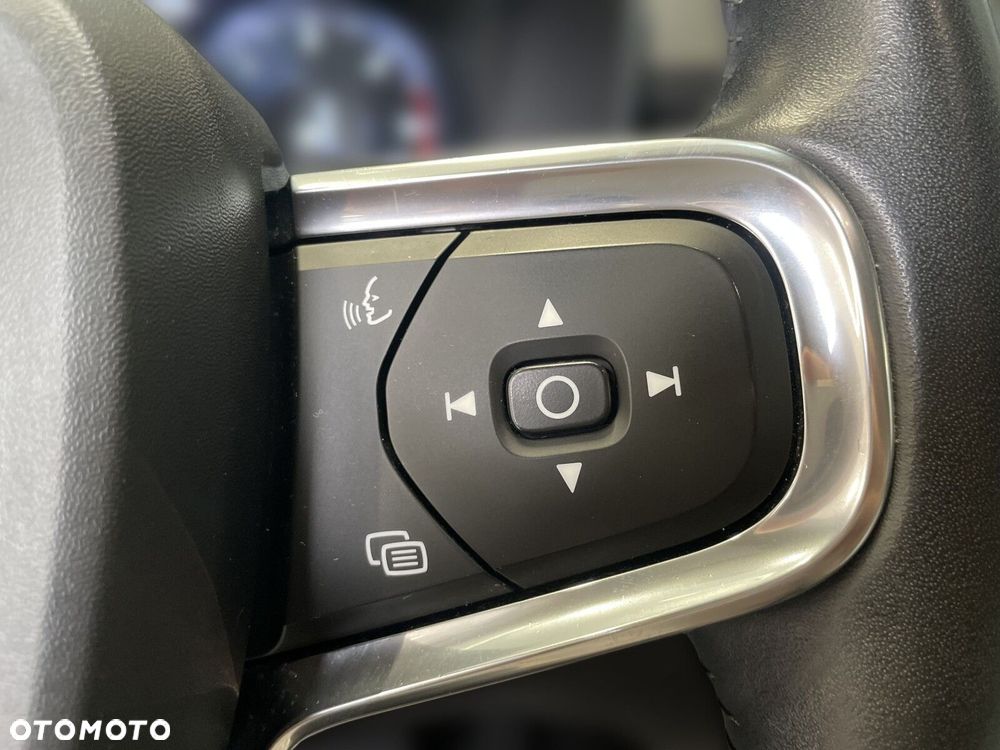 Volvo XC 40 D4 AWD Inscription - 27