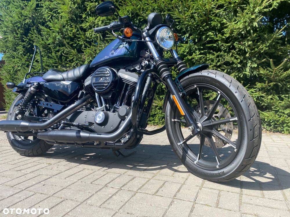 Harley-Davidson Sportster Iron 883 - 1