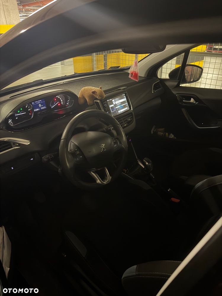 Peugeot 208 1.2 PureTech Active - 11