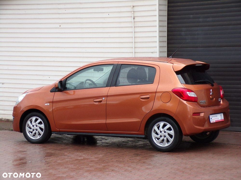 Mitsubishi Space Star - 16