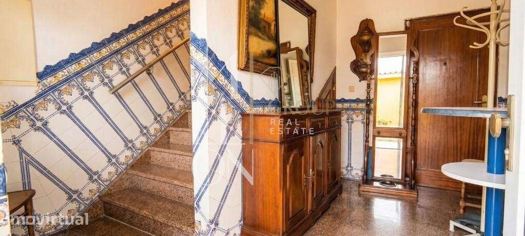 Moradia + Espaço Comercial com Possibilidade de 2 Frações | Cascais - Grande imagem: 2/39