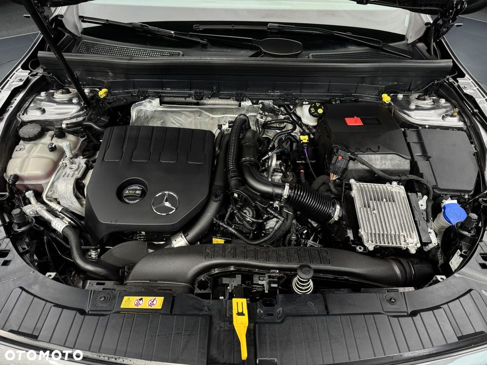 Mercedes-Benz GLB 200 mHEV Progressive 7G-DCT - 22