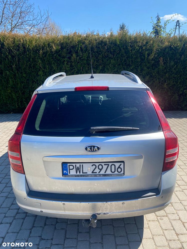Kia Ceed 1.6 Crdi Comfort + - 6