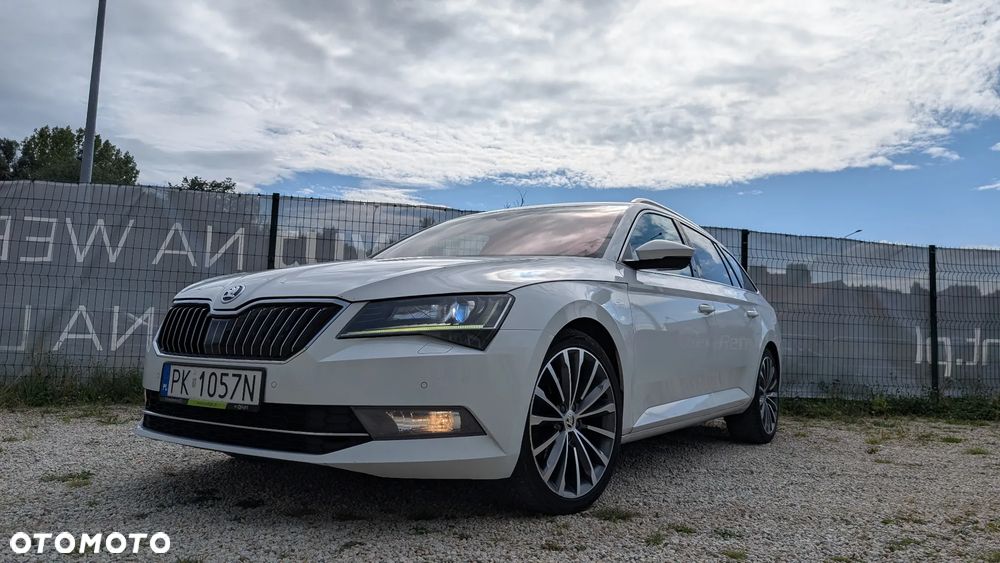 Skoda Superb 2.0 TDI 4x4 L&K DSG - 1