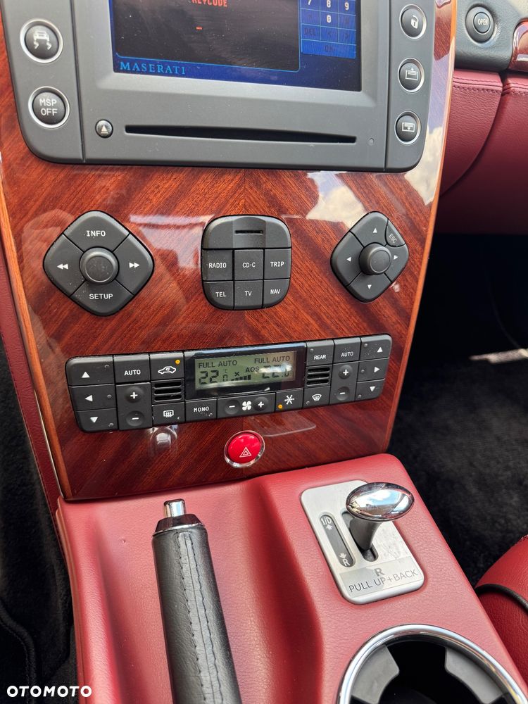 Maserati Quattroporte Automatic - 18