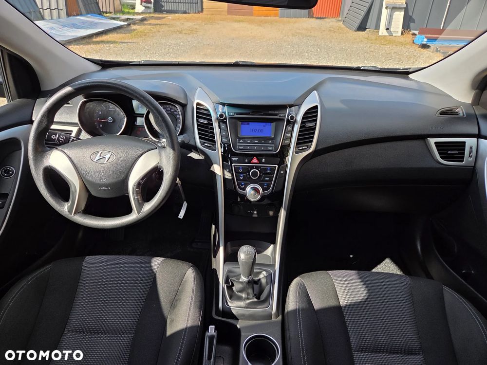 Hyundai i30 blue 1.4 Passion - 22