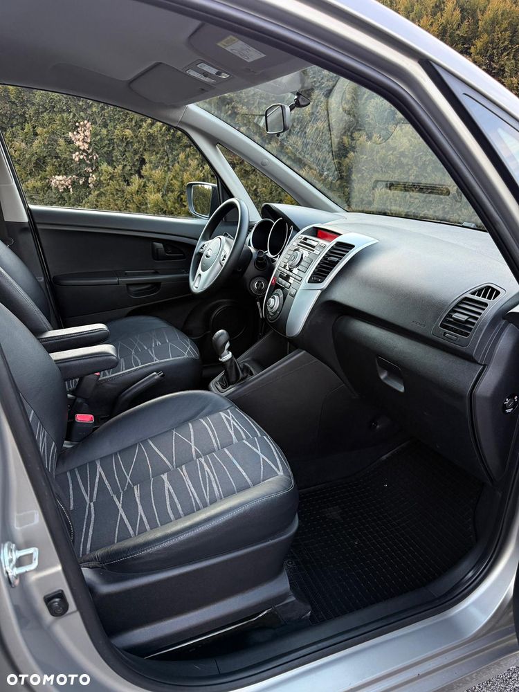 Kia Venga 1.4 S - 14