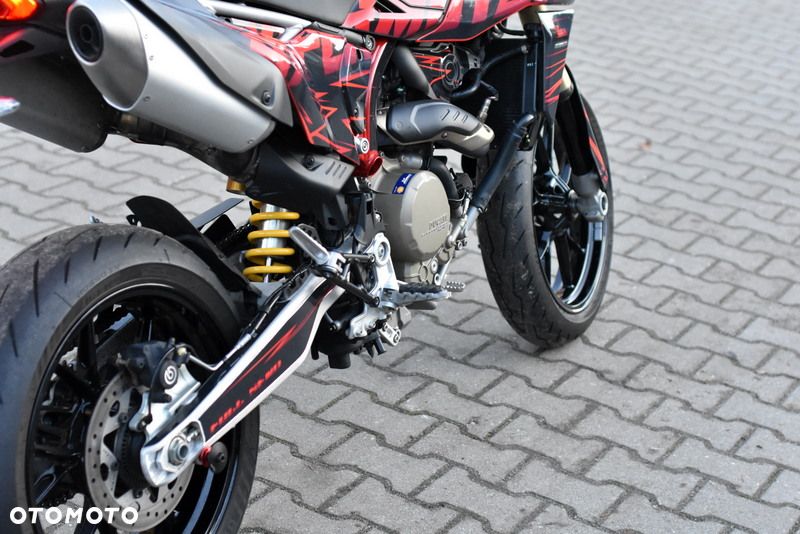 Ducati Hypermotard - 15