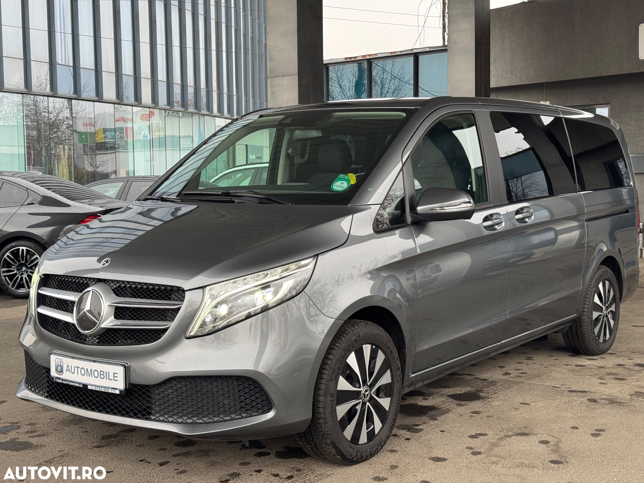 Mercedes-Benz V 300 d lang 4Matic 9G-TRONIC Avantgarde Edition 2020 - 6