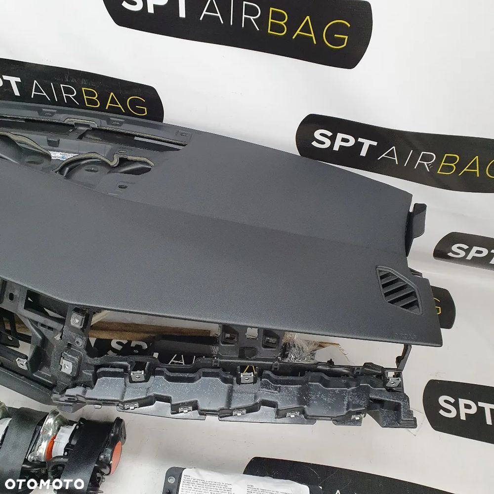AUDI A1 82 82A DESKA ROZDZIELCZA KONSOLA KOKPIT PULPIT PODUSZKI AIRBAG AIR BAG PASY KIT SET - 4