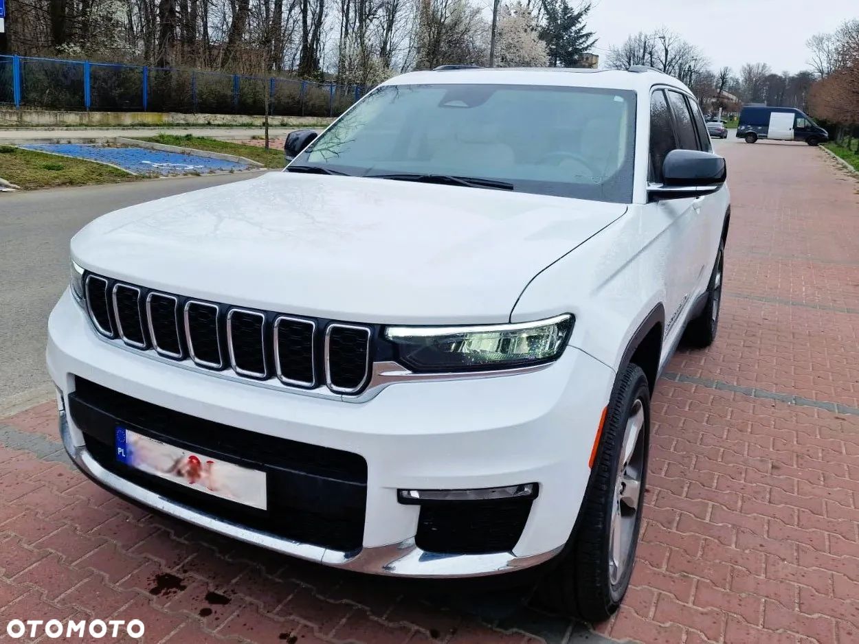 Jeep Grand Cherokee - 1