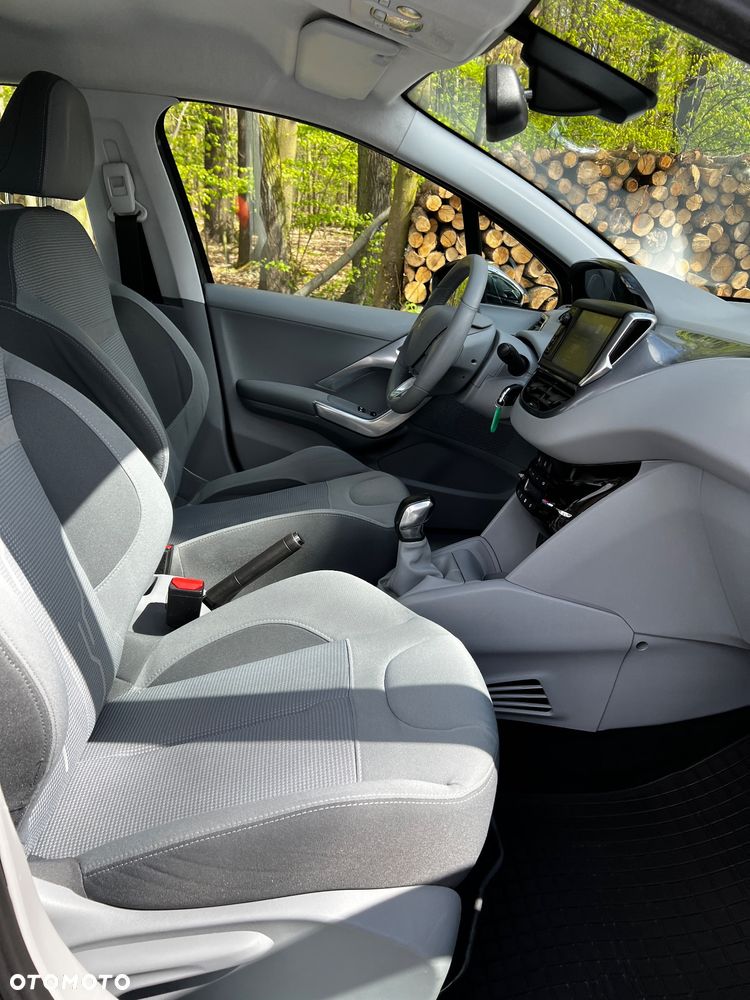 Peugeot 208 1.2 VTi Allure - 7