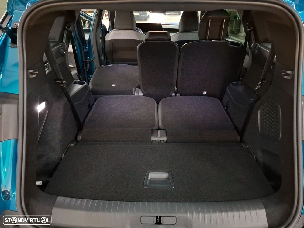 Peugeot E-5008 73 kWh Allure - 16