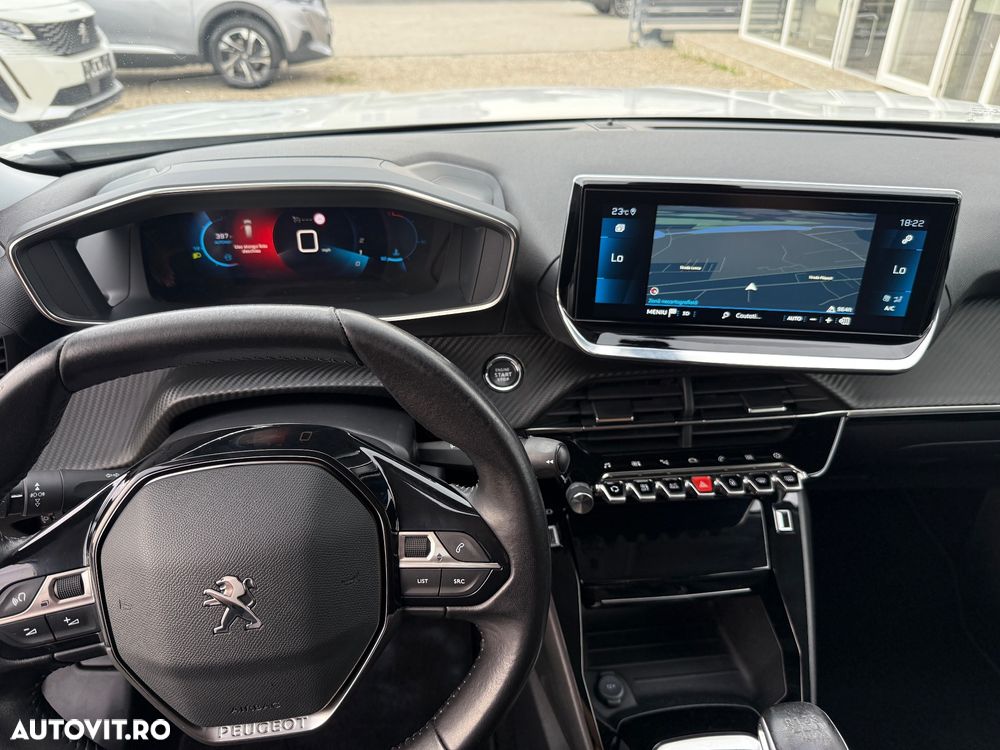 Peugeot 2008 - 24