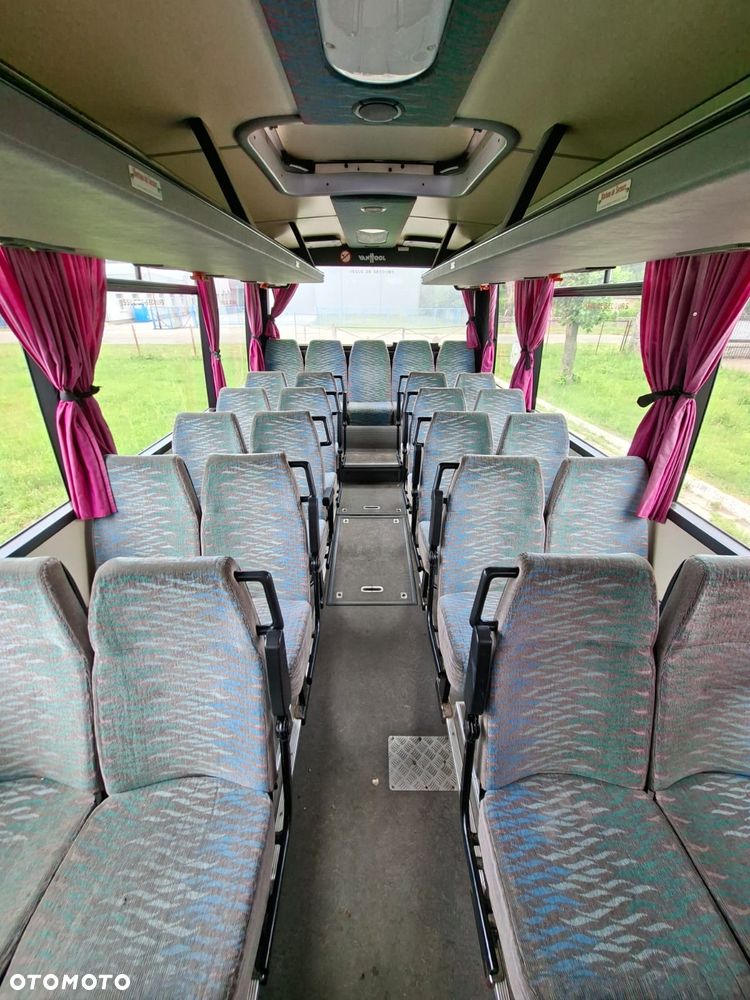 Van Hool 815 - 12