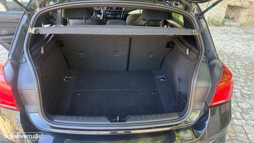 BMW 116 d Pack M Auto - 12