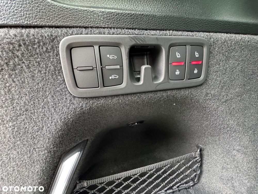 Audi Q7 TFSI mHEV 250 kW Quattro Tiptr - 24