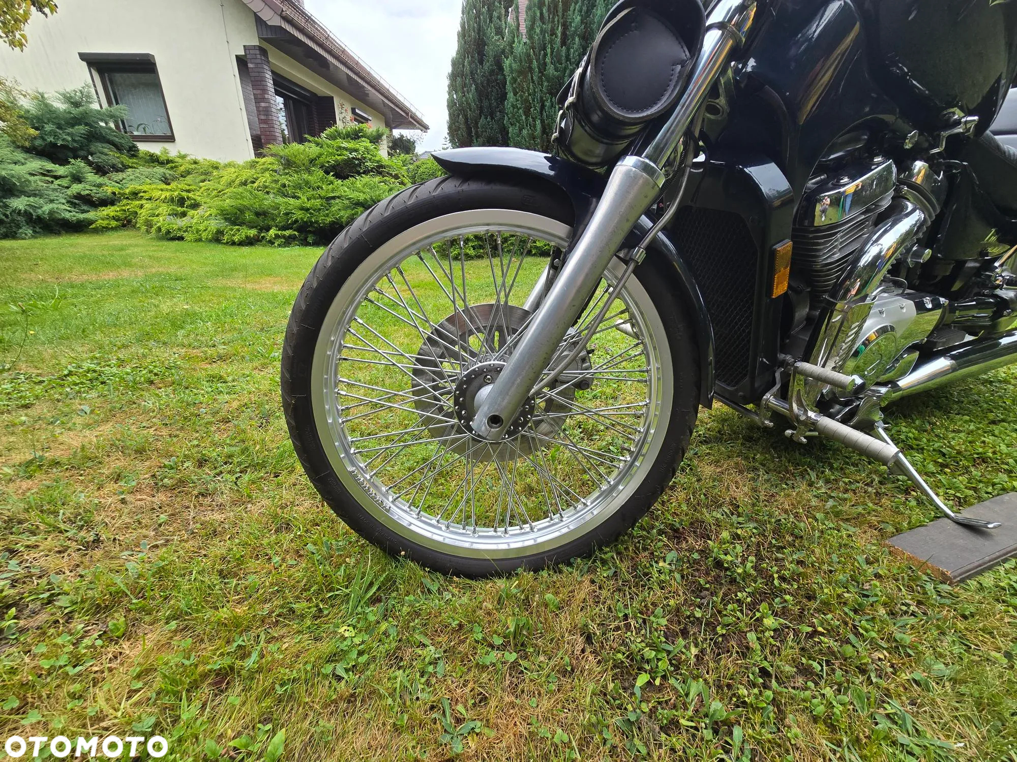 Suzuki Intruder - 7