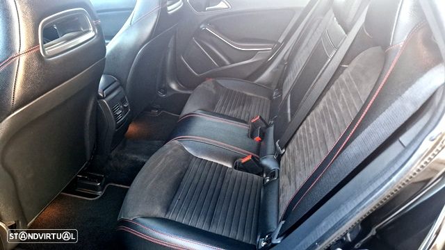 Mercedes-Benz CLA 220 d 7G-DCT AMG Line - 10