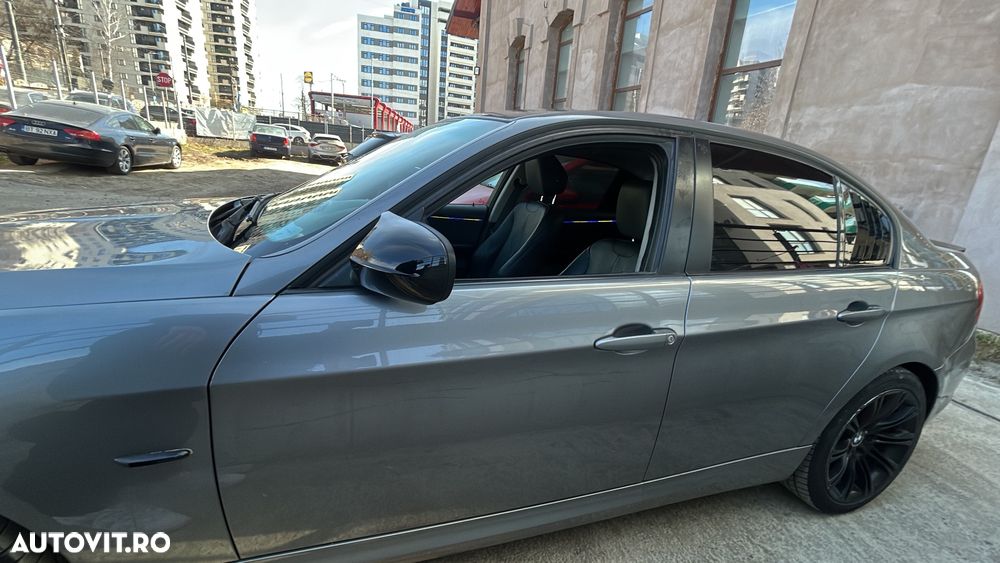 BMW Seria 3 320d - 11