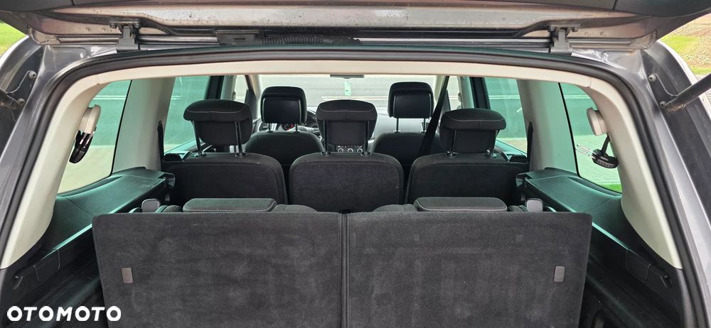 Volkswagen Sharan - 20