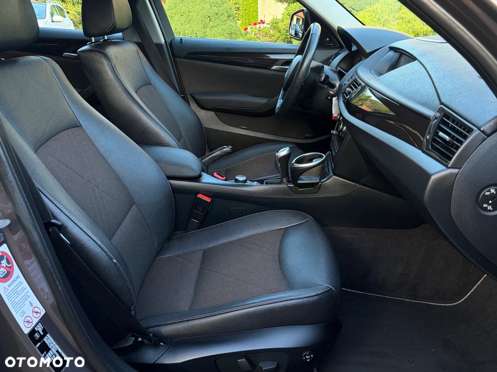 BMW X1 sDrive20d EfficientDynamics Edition xLine - 8