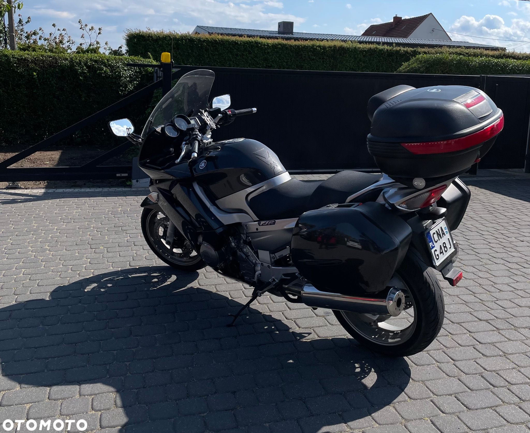 Yamaha FJR - 2