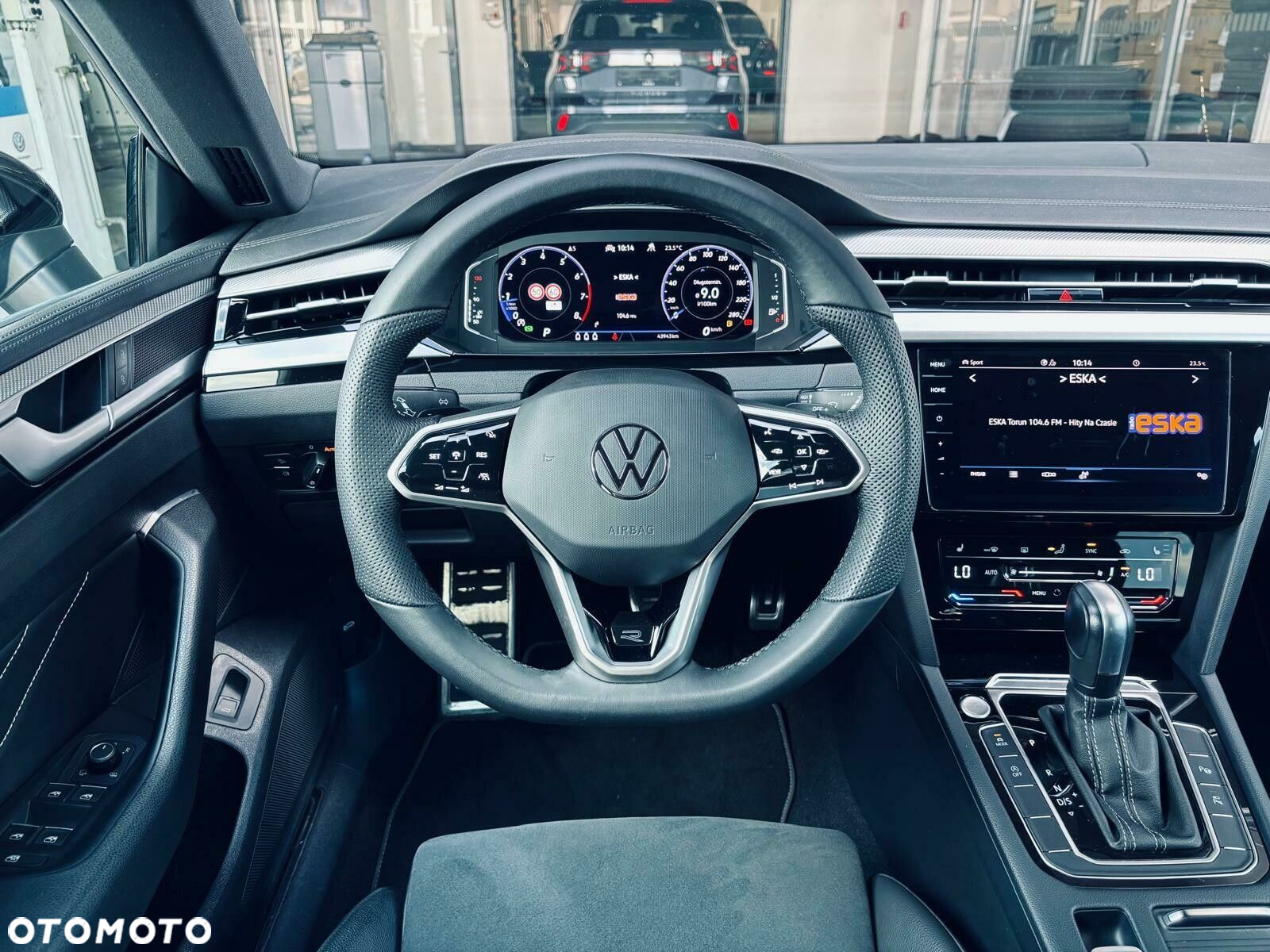 Volkswagen Arteon 2.0 TSI R-Line DSG - 25