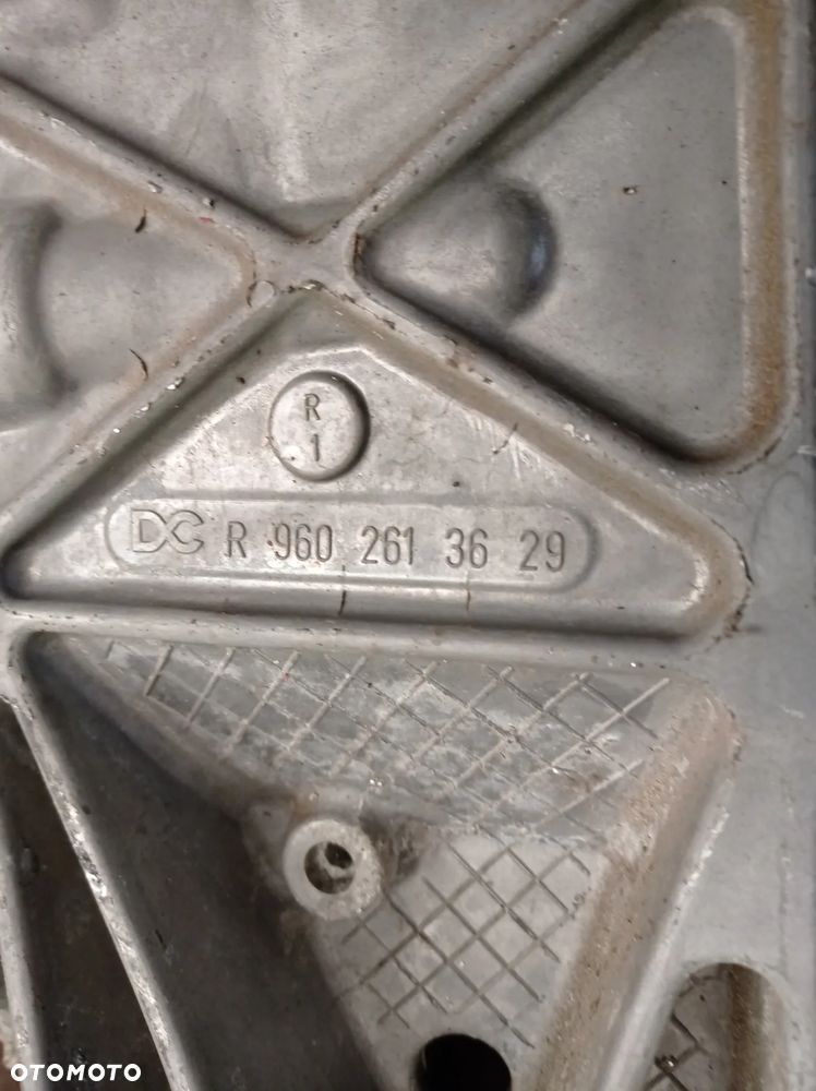 OBUDOWA SKRZYNI BIEGÓW ŚRODEK MERCEDES ACTROS MP4 G211-12 * - 5