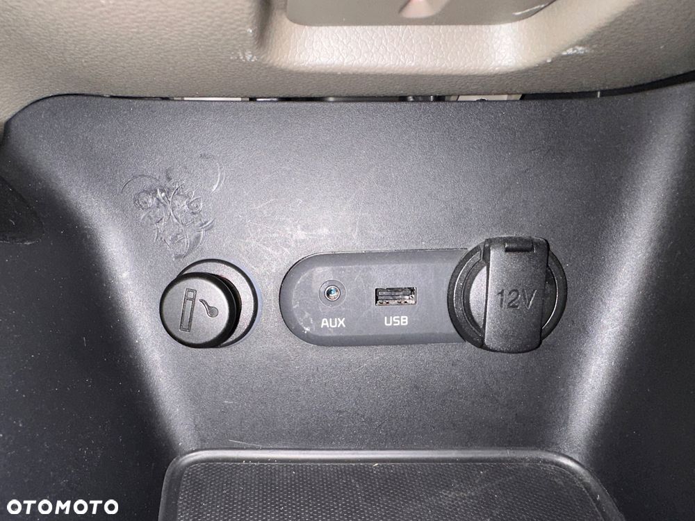 Kia Ceed 1.6 GDI DCT Platinum Edition - 27