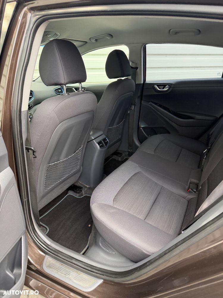 Hyundai IONIQ 1.6 GDI Style - 10
