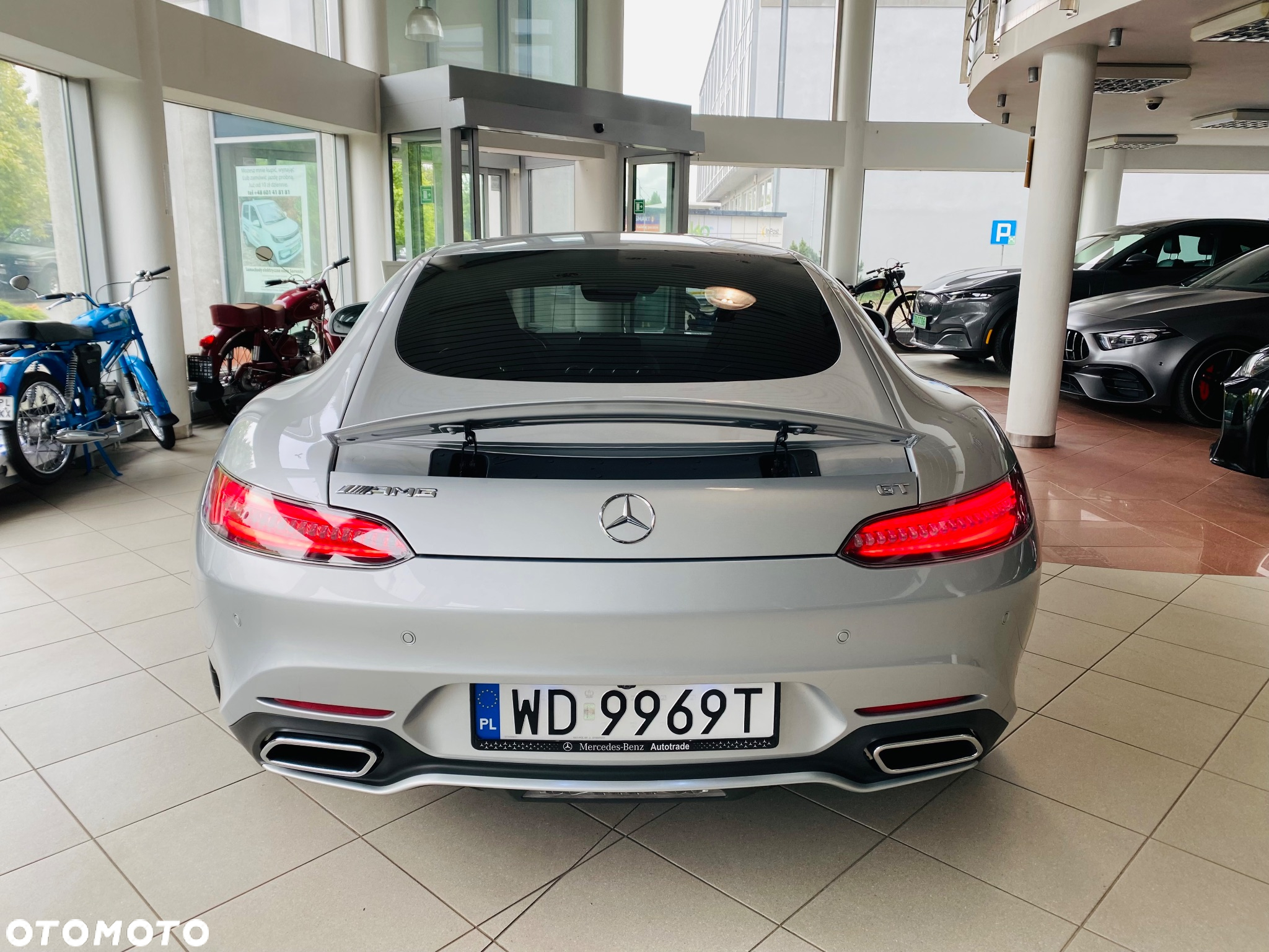 Mercedes-Benz AMG GT Standard - 10